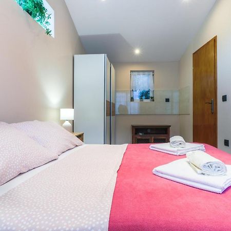 Apartman Lena Vrsar Extérieur photo