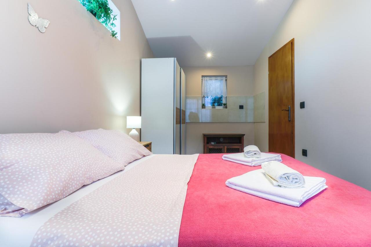 Apartman Lena Vrsar Extérieur photo